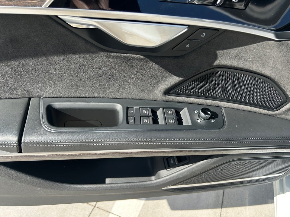 2021 Audi A8 L 55 TFSI quattro Tiptronic