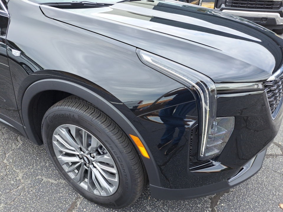 2025 Cadillac XT4 AWD Premium Luxury