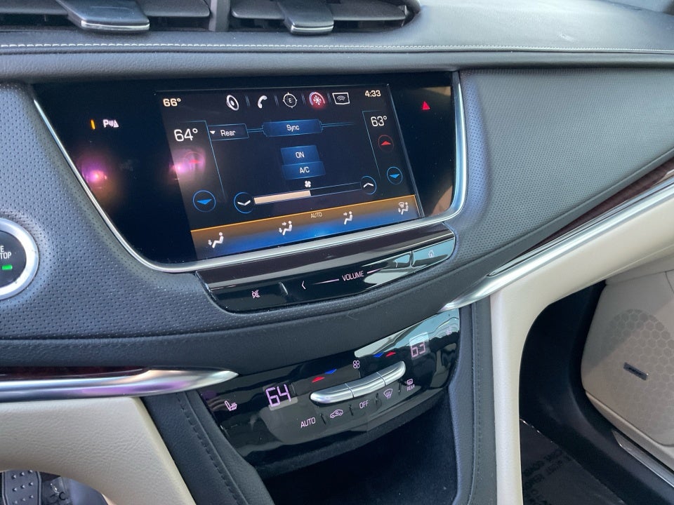 2017 Cadillac XT5 Luxury