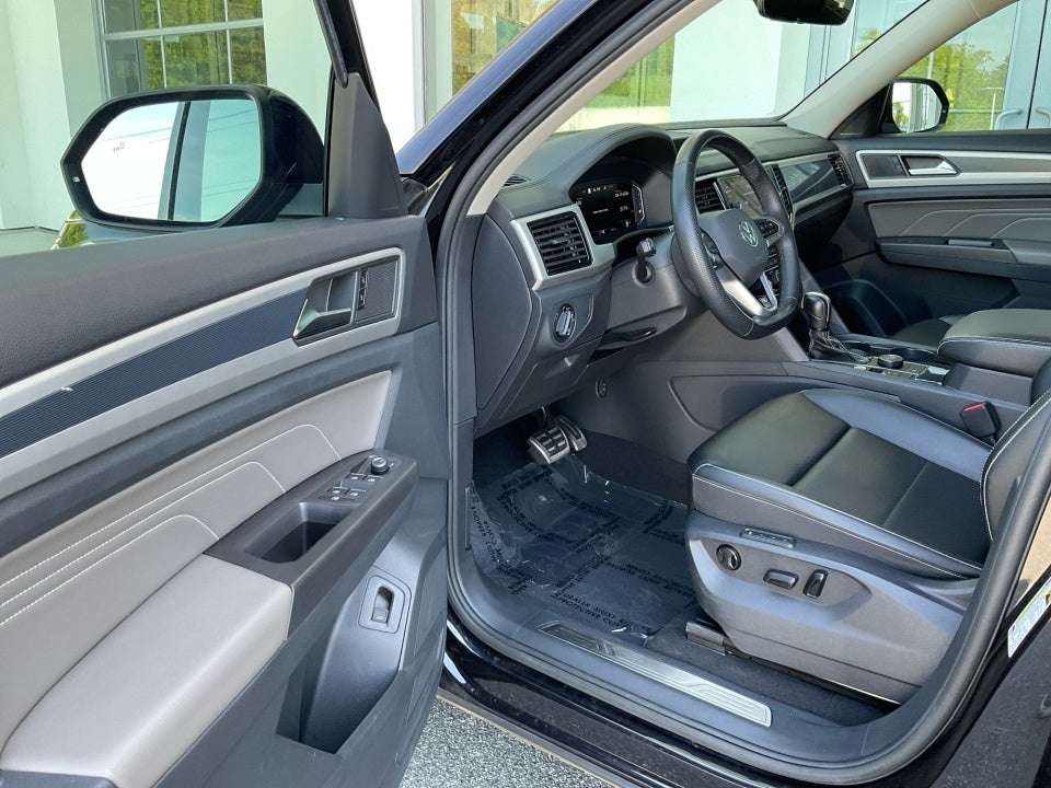2022 Volkswagen Atlas 3.6L V6 SEL R-Line
