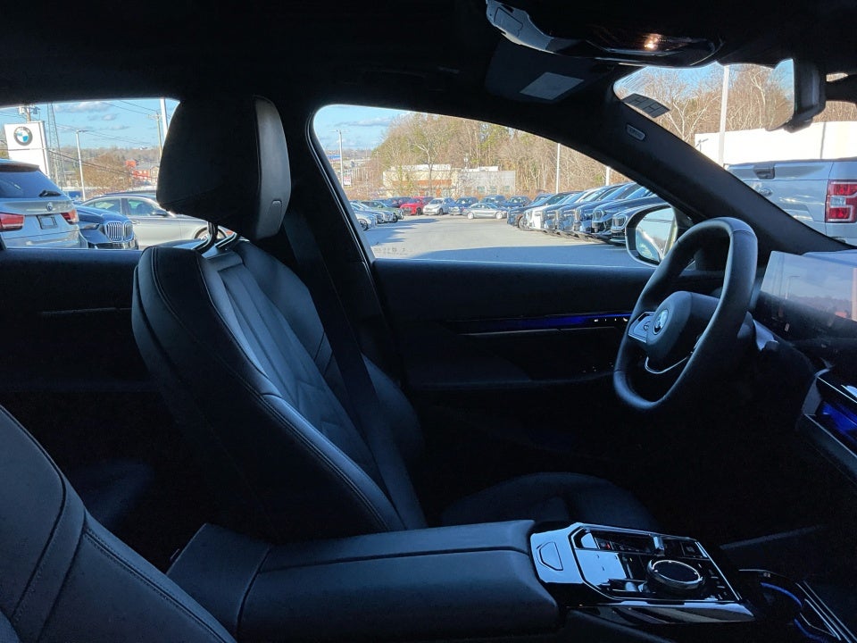 2024 BMW i5 eDrive40