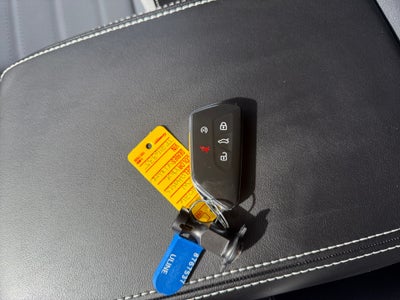 2026 Volkswagen Atlas Cross Sport SEL R-Line Black