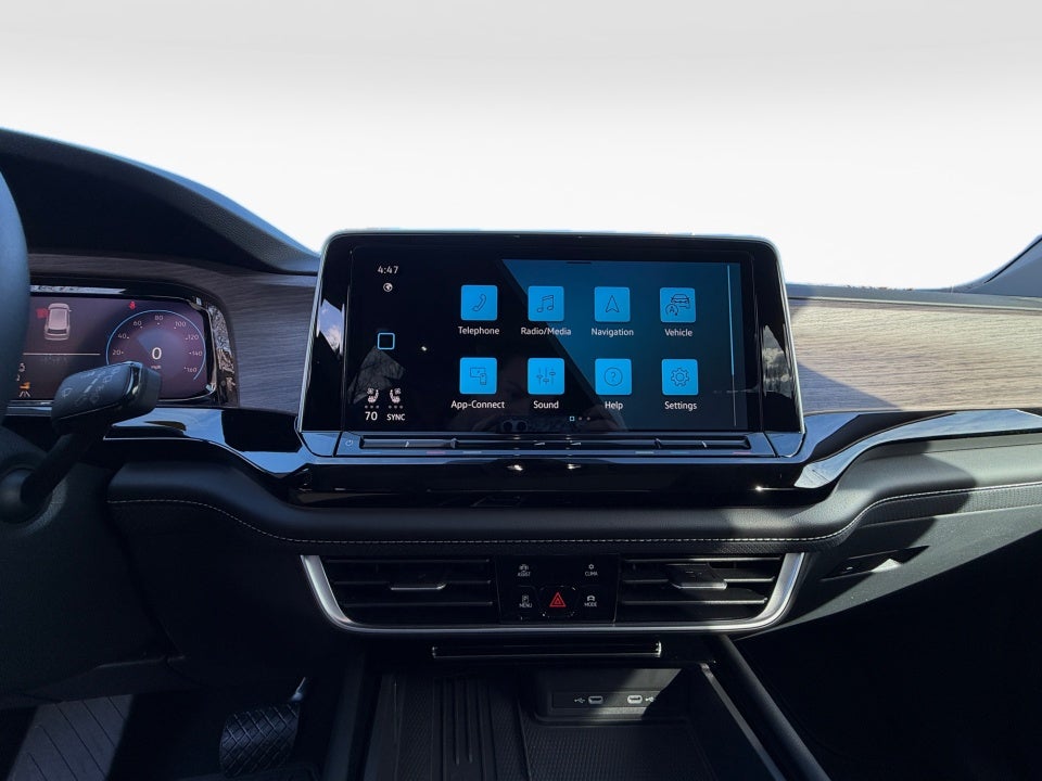 2026 Volkswagen Atlas SEL