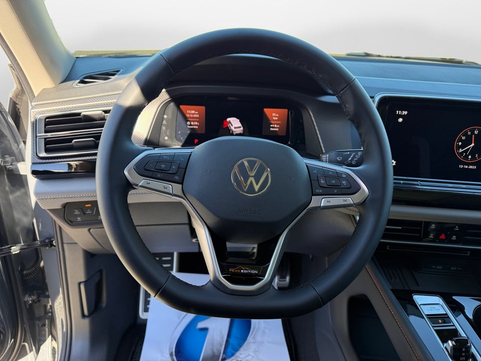 2026 Volkswagen Atlas Peak Edition