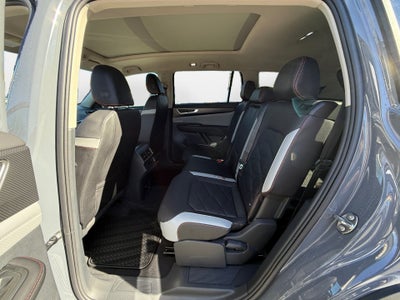 2026 Volkswagen Atlas Peak Edition