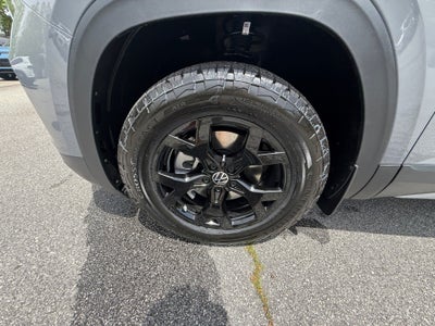 2026 Volkswagen Atlas Peak Edition