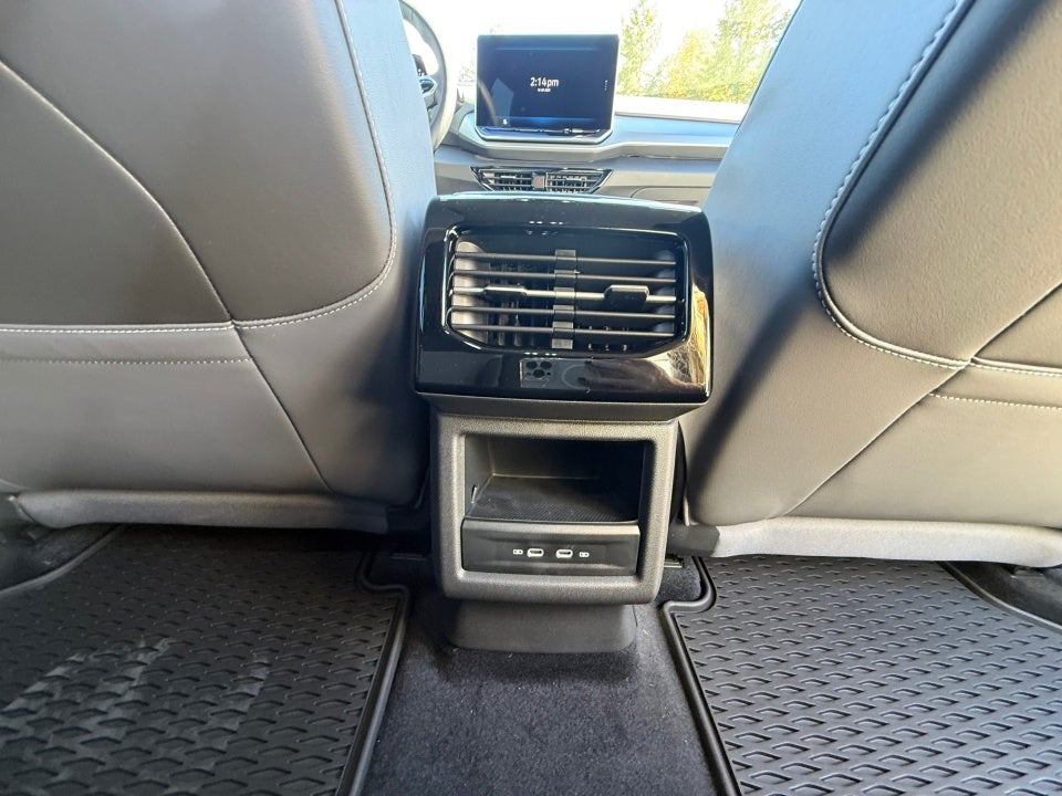 2025 Volkswagen ID.4 AWD Pro