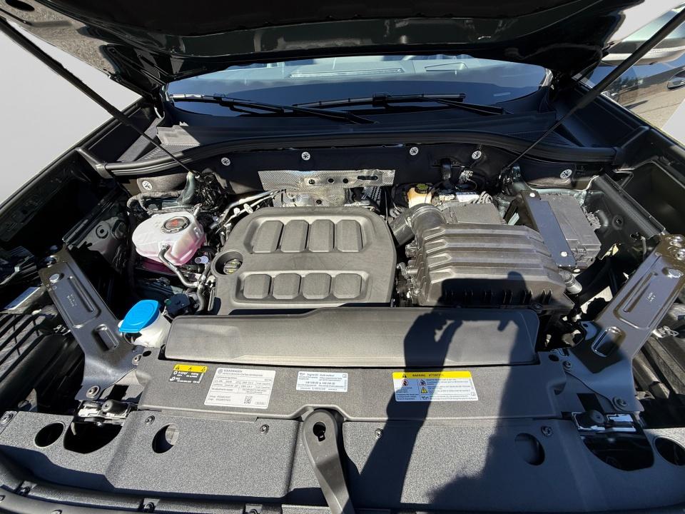 2027 Volkswagen Atlas SEL Premium R-Line