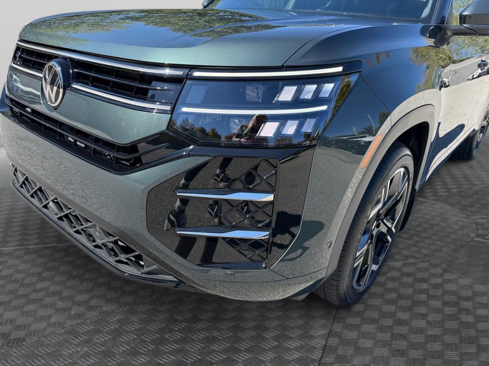 2027 Volkswagen Atlas SEL Premium R-Line