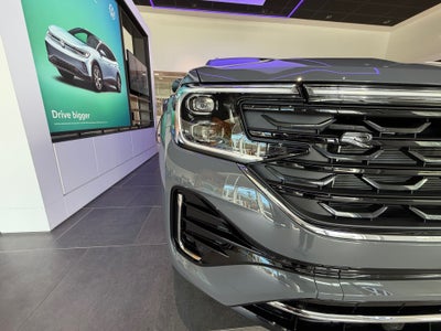 2026 Volkswagen Atlas Cross Sport SEL Premium R-Line