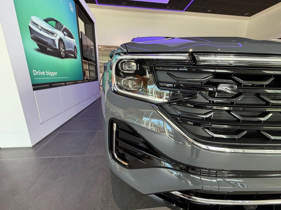 2026 Volkswagen Atlas Cross Sport SEL Premium R-Line