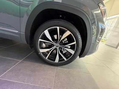 2026 Volkswagen Atlas Cross Sport SEL Premium R-Line