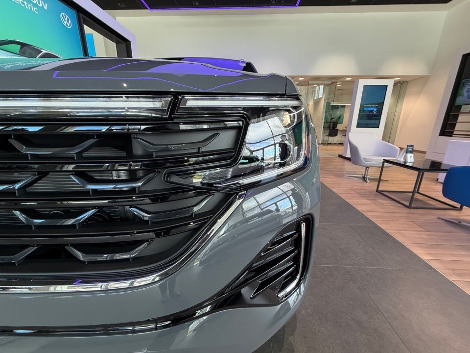 2026 Volkswagen Atlas Cross Sport SEL Premium R-Line