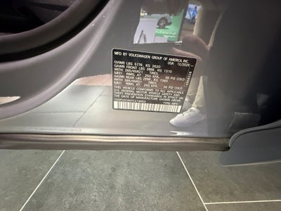 2026 Volkswagen Atlas Cross Sport SEL Premium R-Line