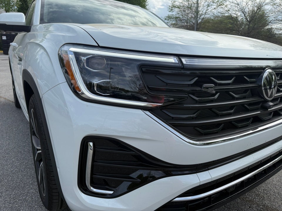 2026 Volkswagen Atlas Cross Sport SEL Premium R-Line