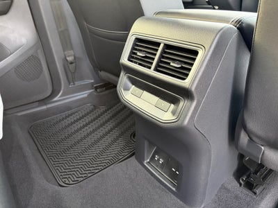 2026 Volkswagen Atlas Cross Sport SEL Premium R-Line