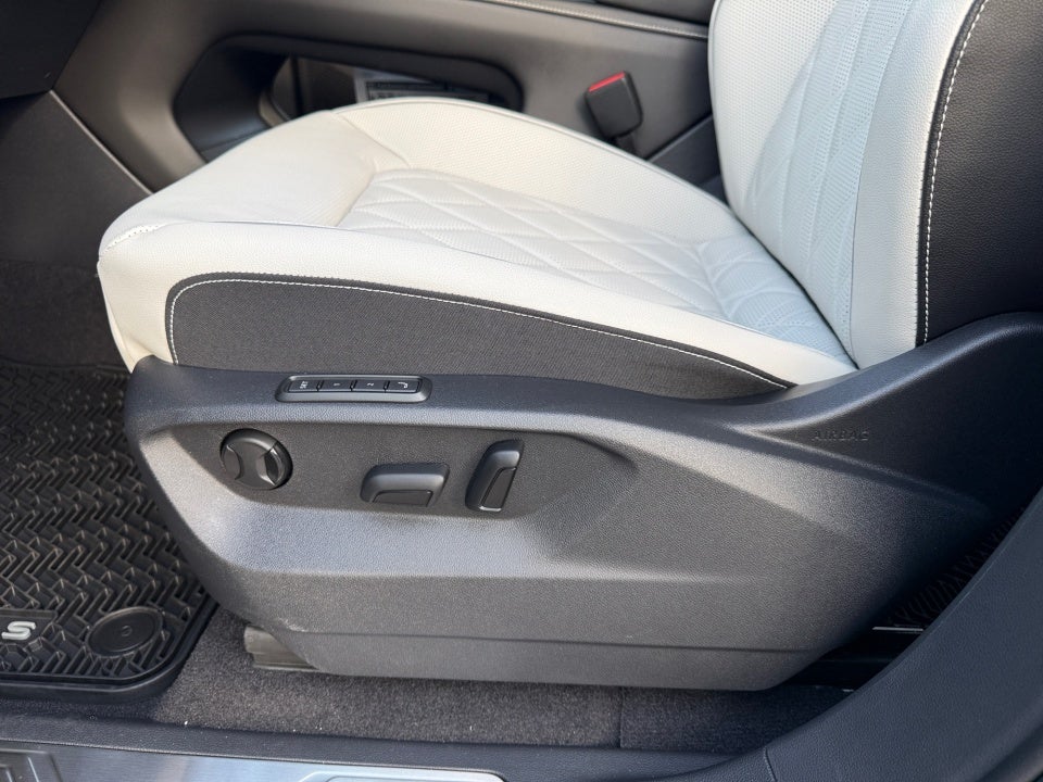 2026 Volkswagen Atlas Cross Sport SEL Premium R-Line