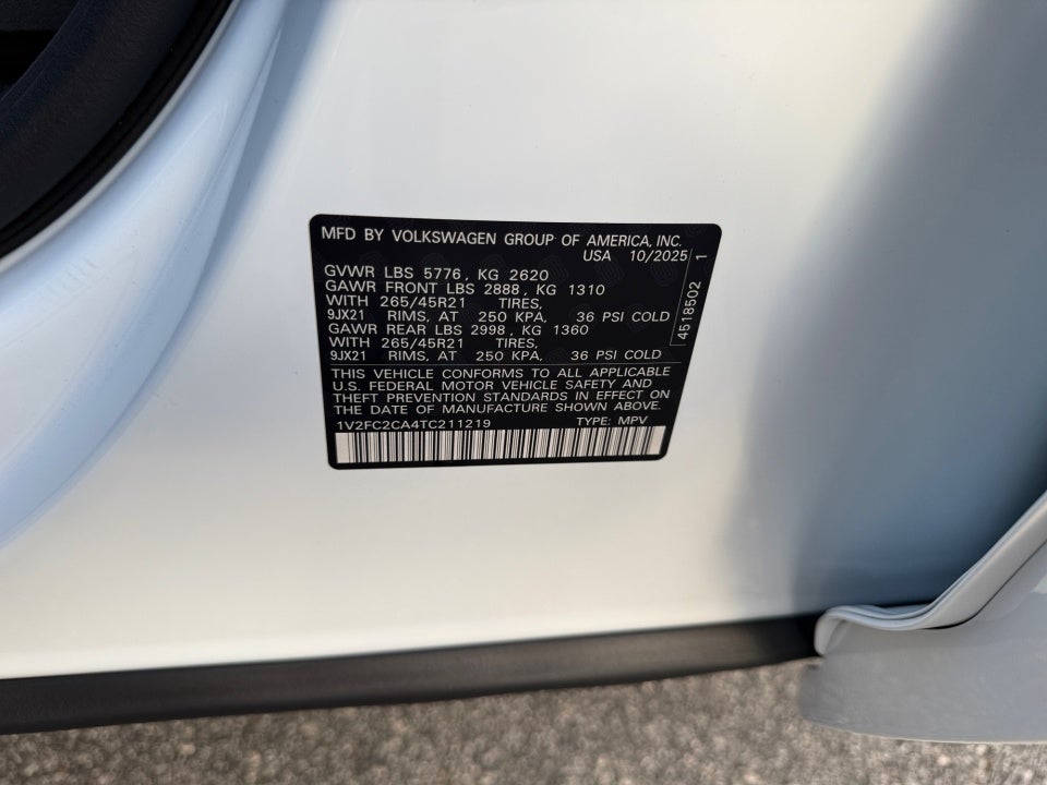 2026 Volkswagen Atlas Cross Sport SEL Premium R-Line