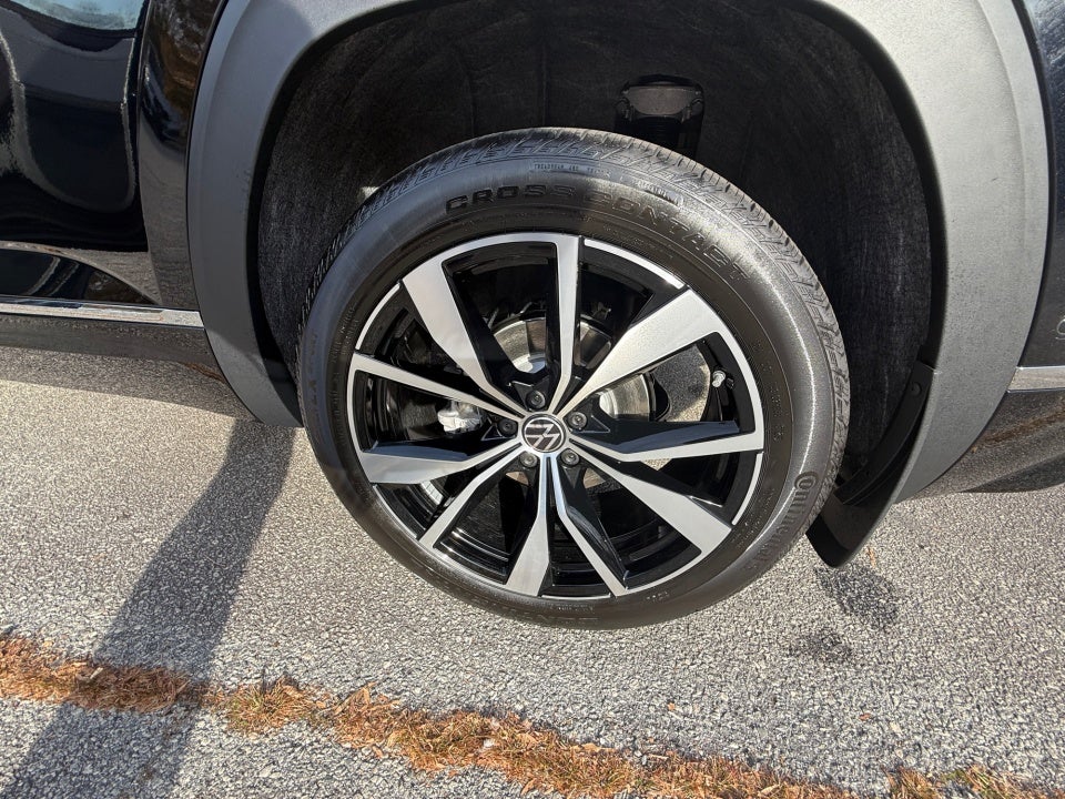 2026 Volkswagen Atlas Cross Sport SEL Premium R-Line