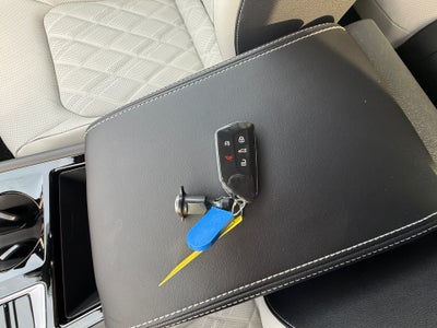 2026 Volkswagen Atlas Cross Sport SEL Premium R-Line