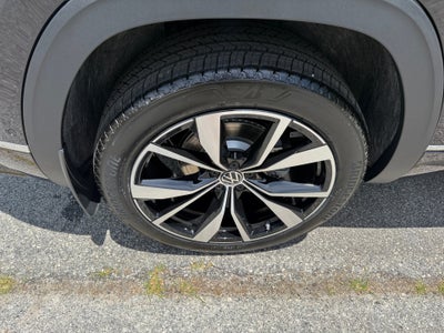2026 Volkswagen Atlas Cross Sport SEL Premium R-Line