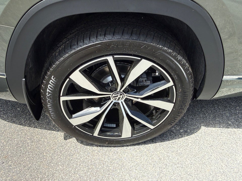2026 Volkswagen Atlas SEL Premium R-Line