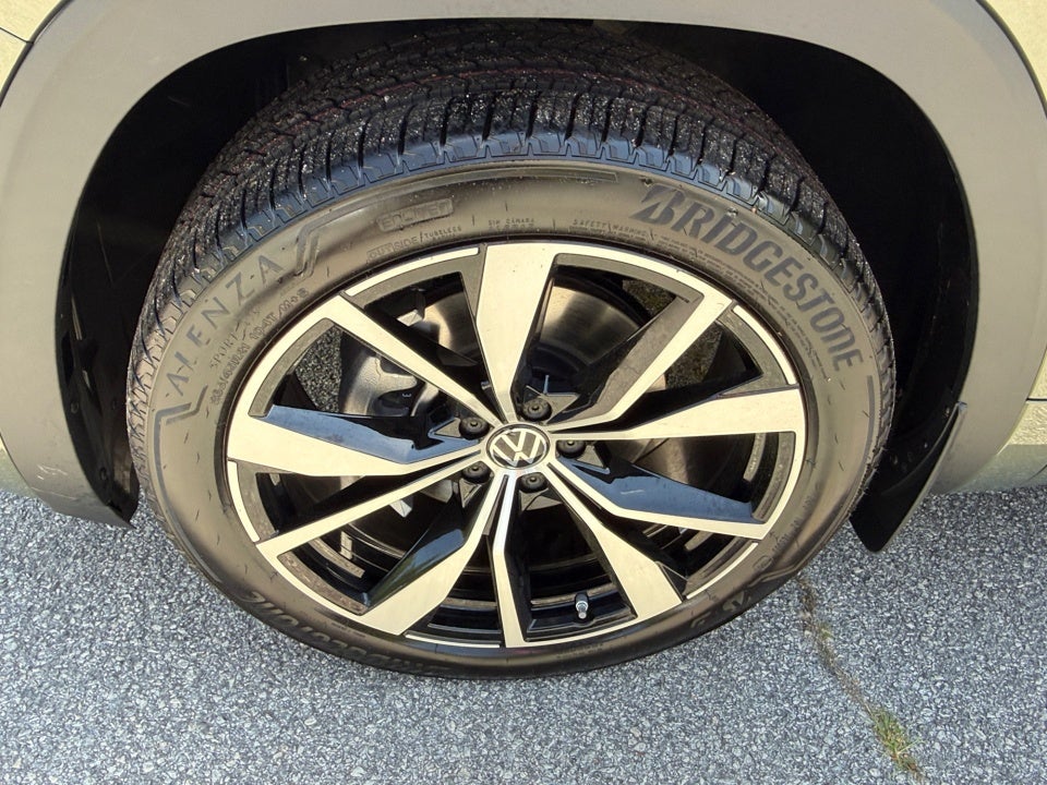 2026 Volkswagen Atlas SEL Premium R-Line