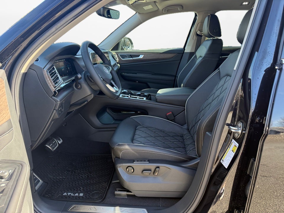 2026 Volkswagen Atlas SEL Premium R-Line