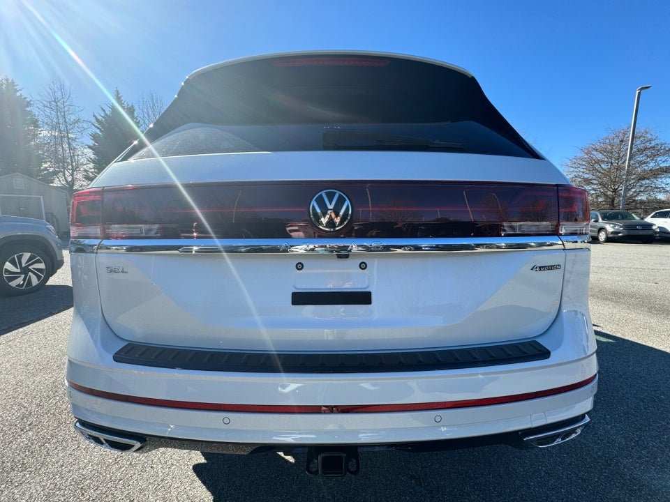 2024 Volkswagen Atlas 2.0T SEL Premium R-Line