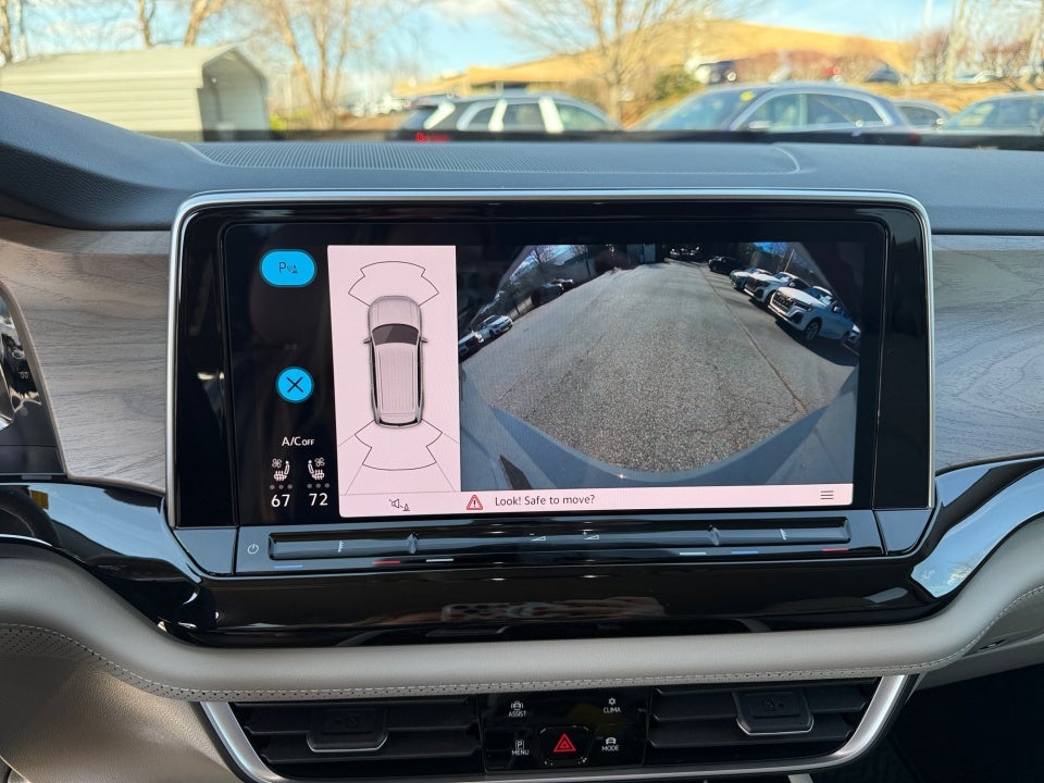 2026 Volkswagen Atlas SE with Technology