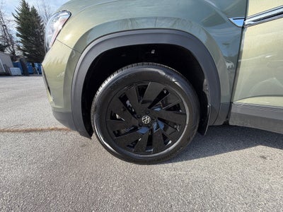 2026 Volkswagen Atlas Cross Sport SE with Technology