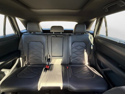 2026 Volkswagen Atlas Cross Sport SE with Technology