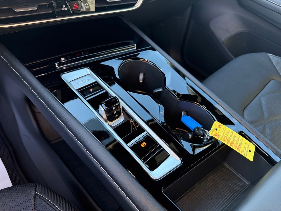 2026 Volkswagen Atlas Cross Sport SE with Technology