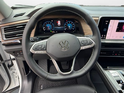 2026 Volkswagen Atlas SE with Technology