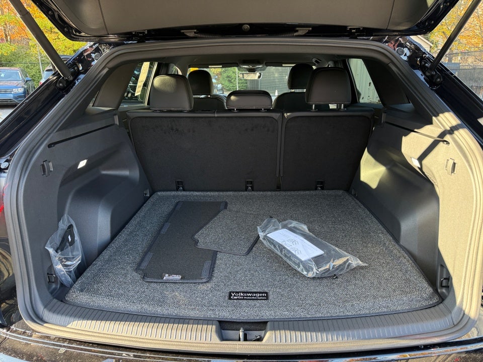 2026 Volkswagen Atlas Cross Sport 2.0T SE