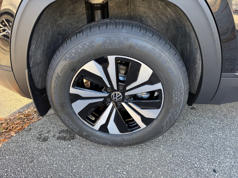 2026 Volkswagen Atlas Cross Sport 2.0T SE