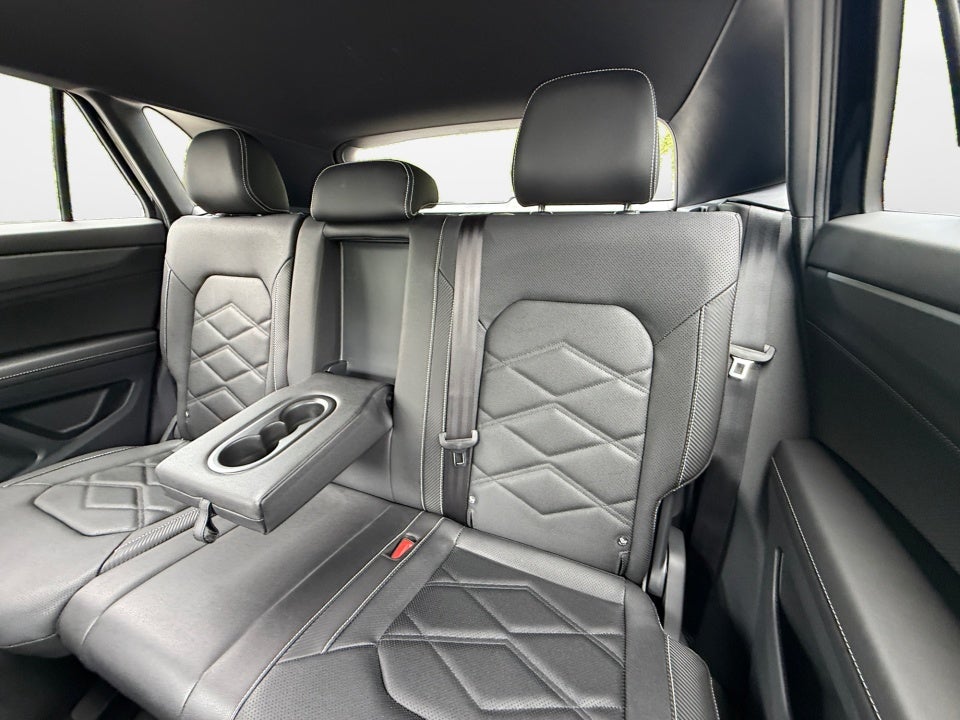 2026 Volkswagen Atlas Cross Sport 2.0T SE