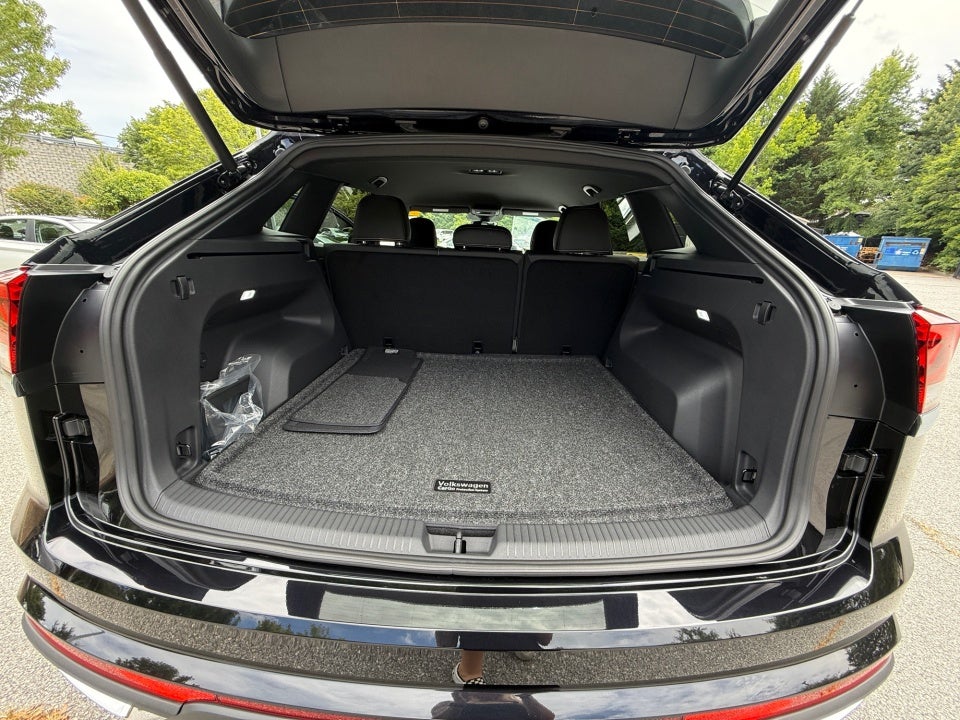 2026 Volkswagen Atlas Cross Sport 2.0T SE