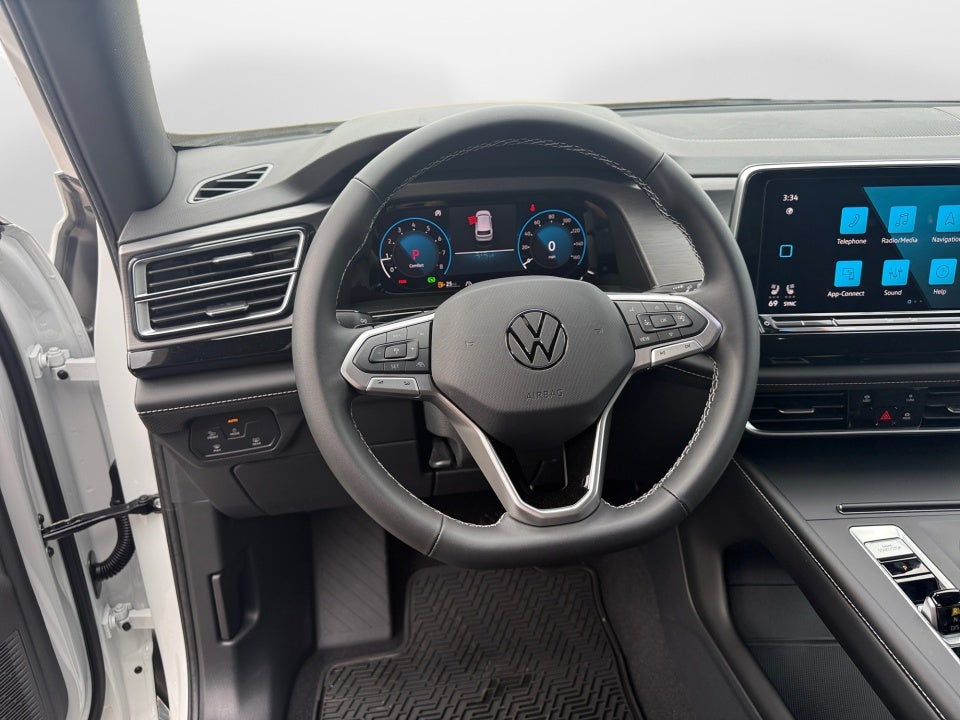 2026 Volkswagen Atlas Cross Sport SE