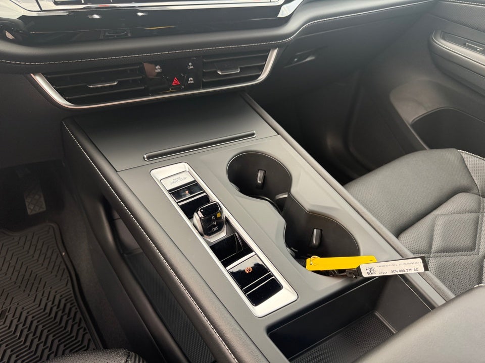 2026 Volkswagen Atlas Cross Sport SE