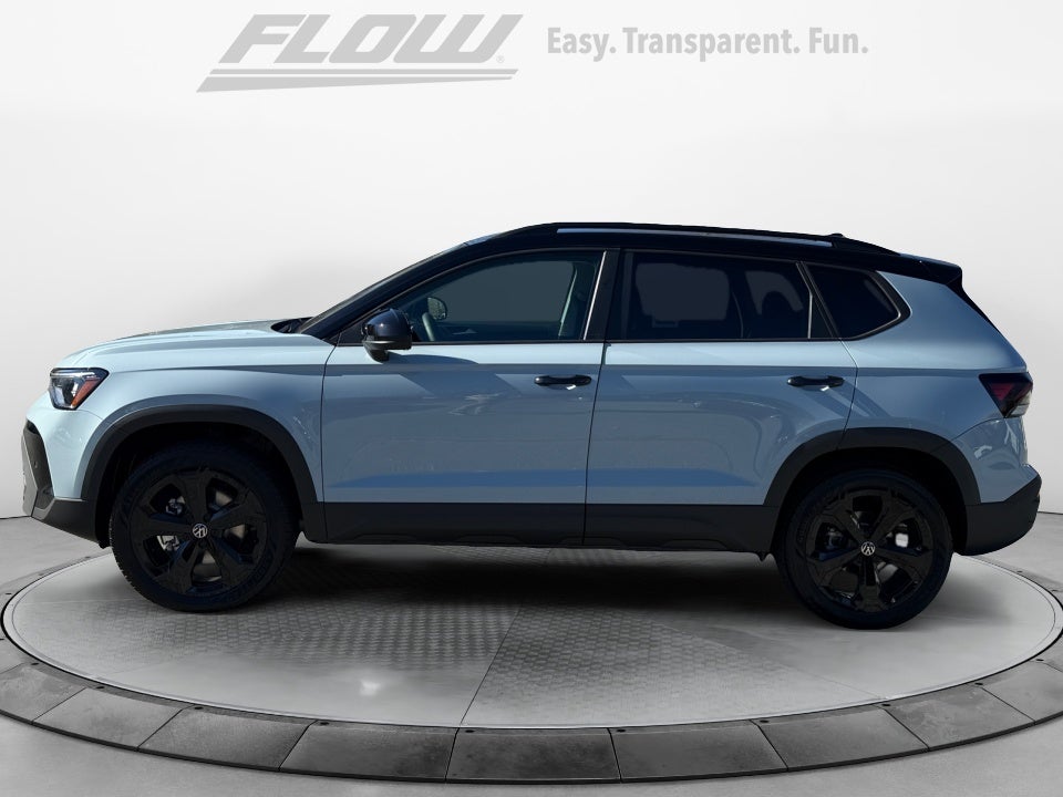 2026 Volkswagen Taos SE Black