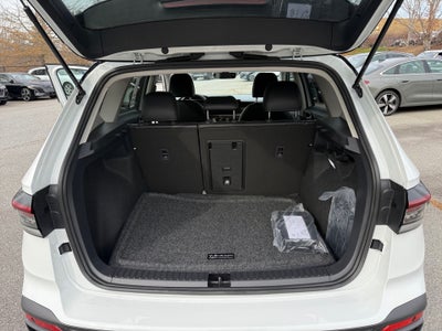 2026 Volkswagen Taos SE Black