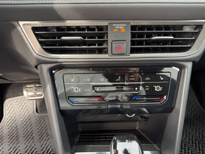 2026 Volkswagen Taos SE Black