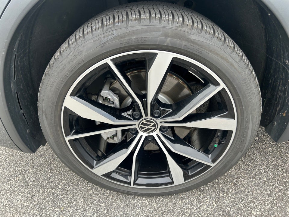2024 Volkswagen Tiguan 2.0T SEL R-Line