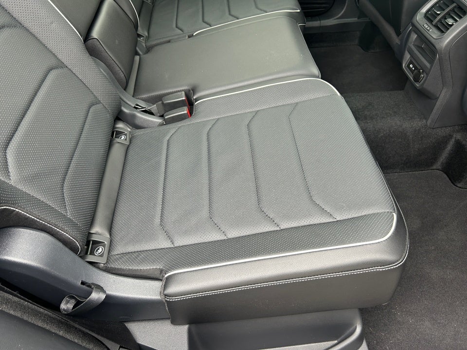 2024 Volkswagen Tiguan 2.0T SEL R-Line