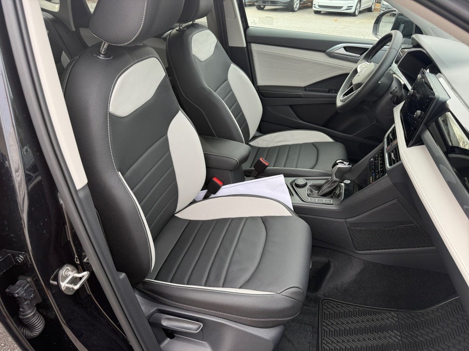 2026 Volkswagen Taos SEL