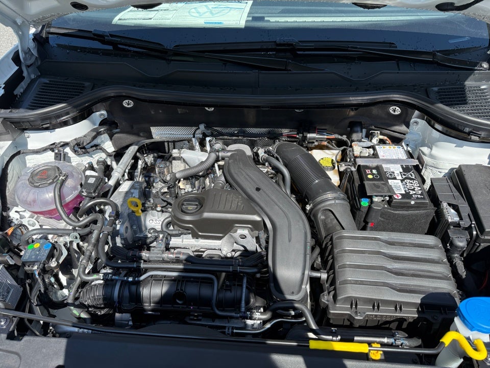 2025 Volkswagen Taos 1.5T SEL