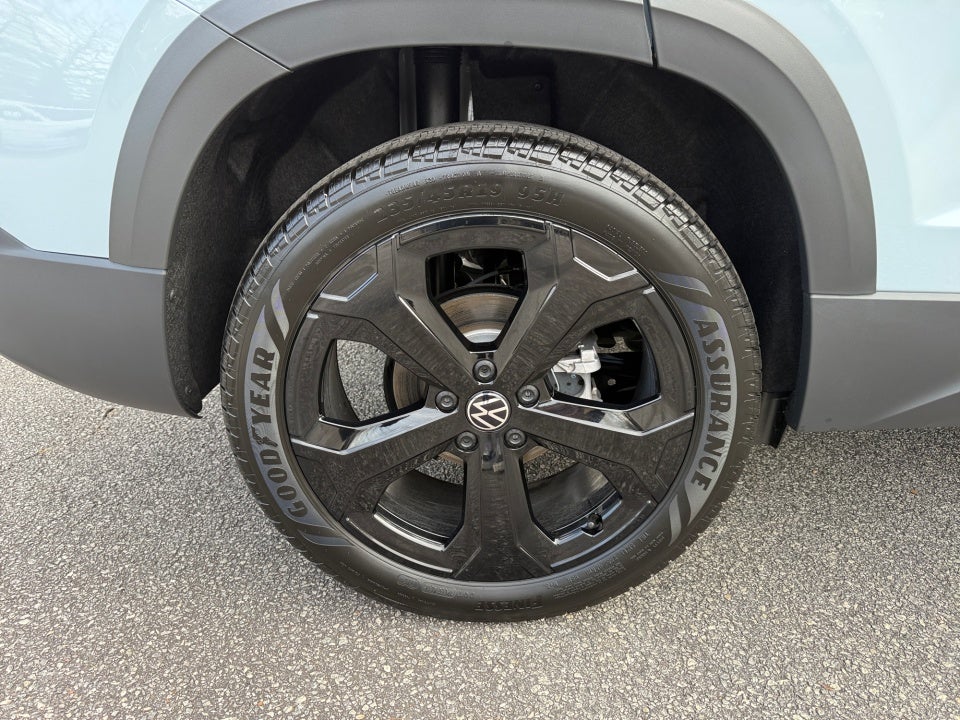 2026 Volkswagen Taos SEL