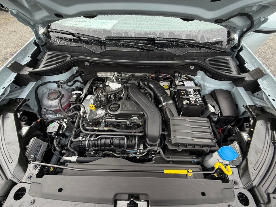 2027 Volkswagen Taos SEL