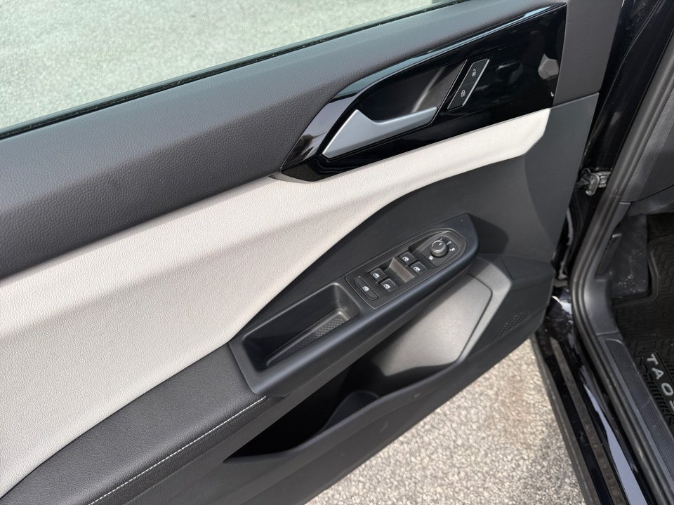 2026 Volkswagen Taos S